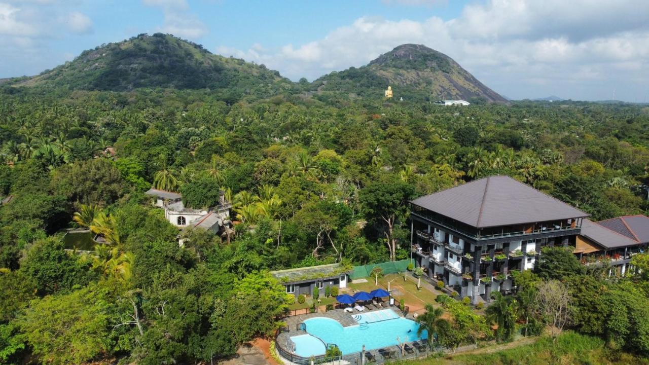 Sigiriya Kingdom Gate Dambulla Hotel Exterior photo